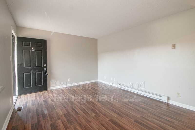 805 Golfview Pl #3 - Photo 2 of 16