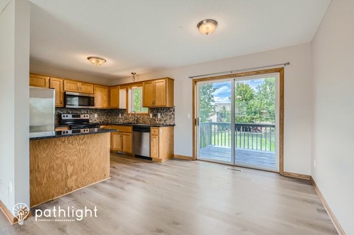 1861 Pioneer Ln - Photo 3 of 13