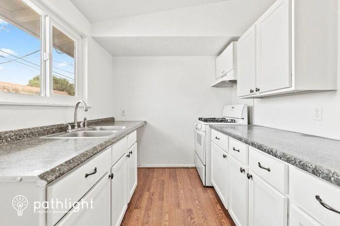44523 21st St E - Photo 2 of 18