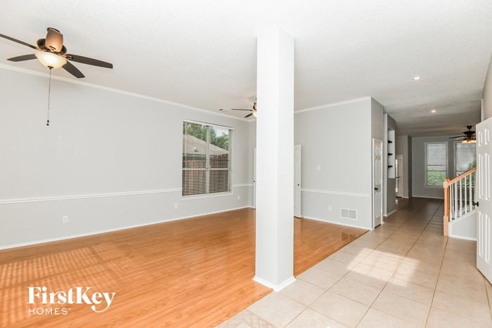 517 Branch Ln - Photo 3 of 15