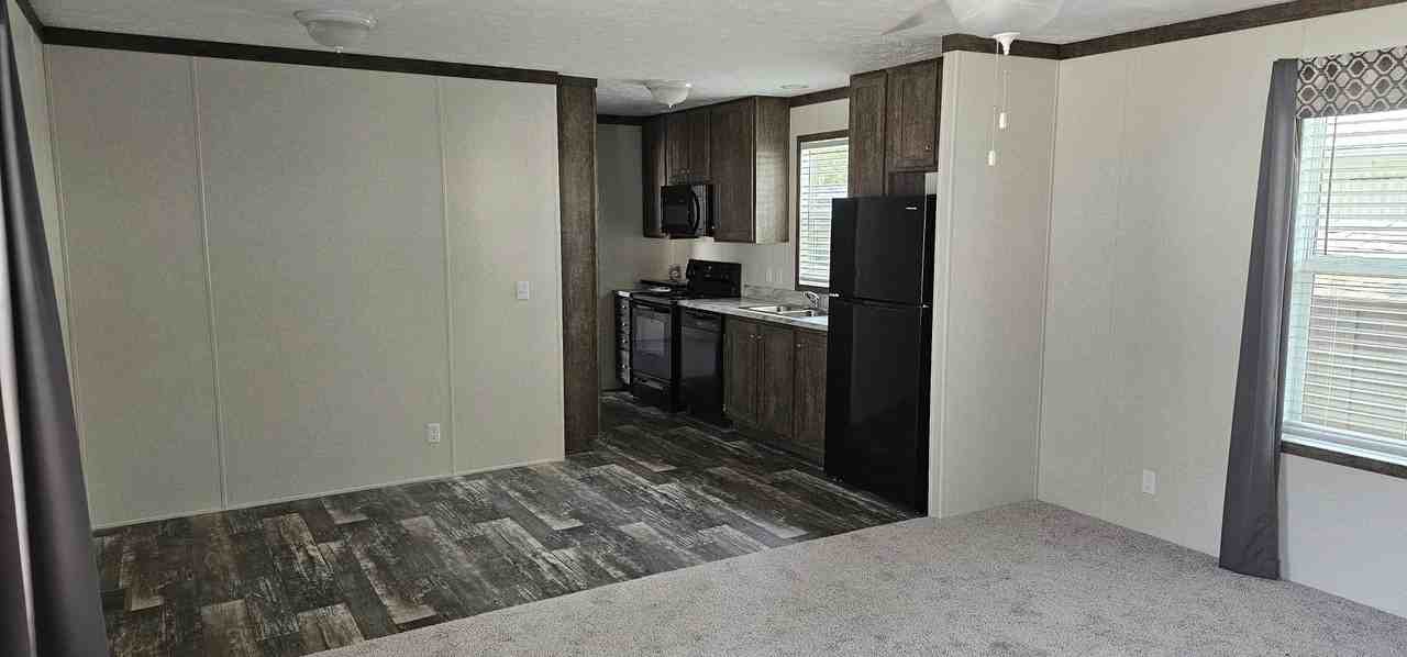 100 Orchid Dr #100 - Photo 2 of 12