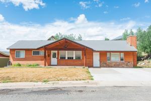 featured image of 307 N 3rd St #1