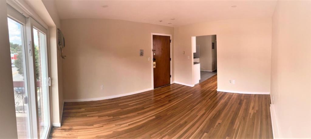 656 Hyde Park Ave - Photo 3 of 9