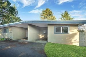 Woodland Townhomes - Photo 2 of 11