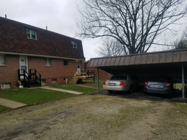 7314 Seymour St Nw - Photo 2 of 10