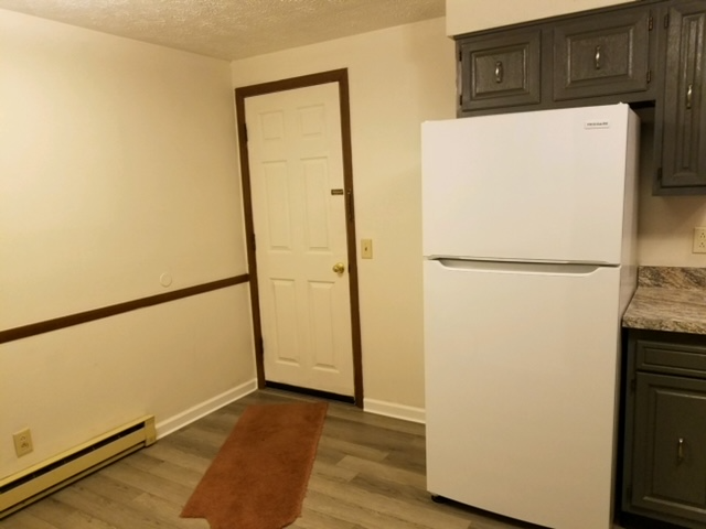 7314 Seymour St Nw - Photo 3 of 10