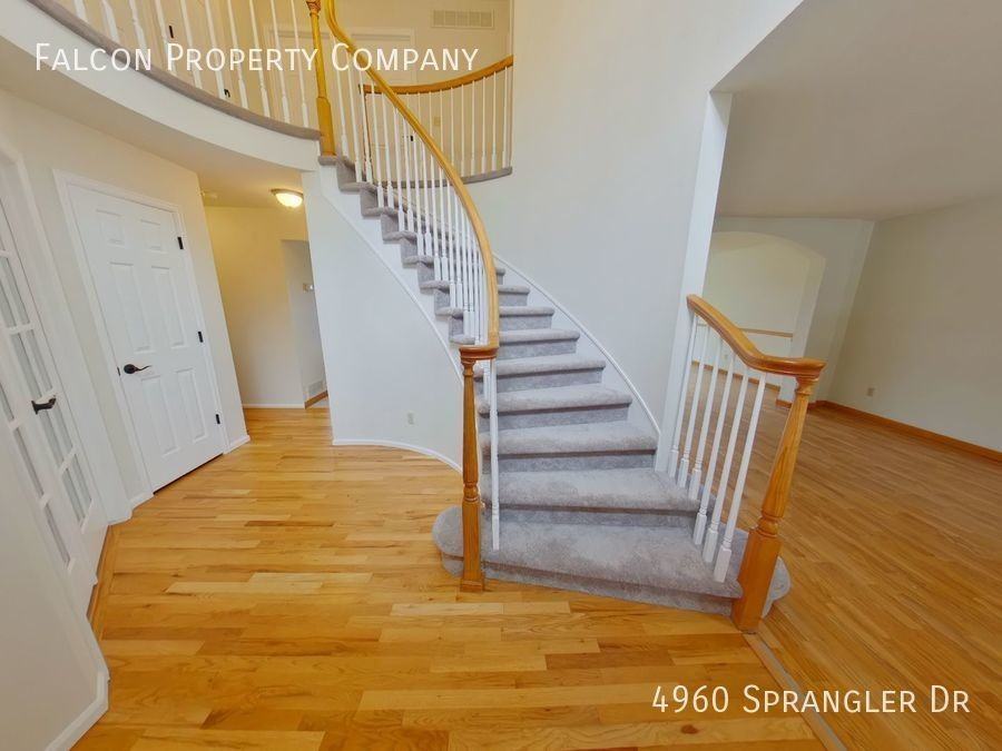 4960 Sprangler Dr - Photo 2 of 15