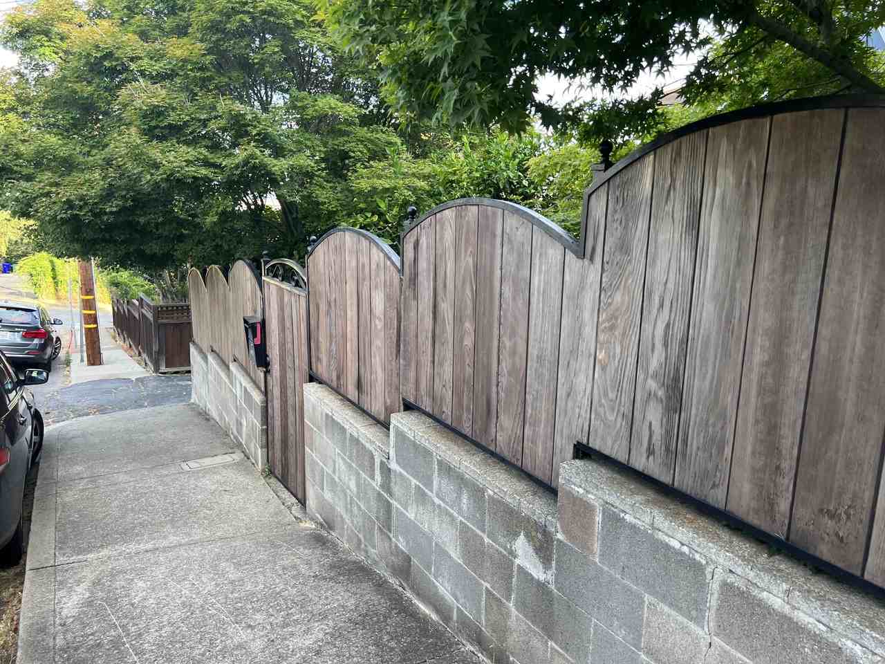 744 Edwards St #A - Photo 3 of 25