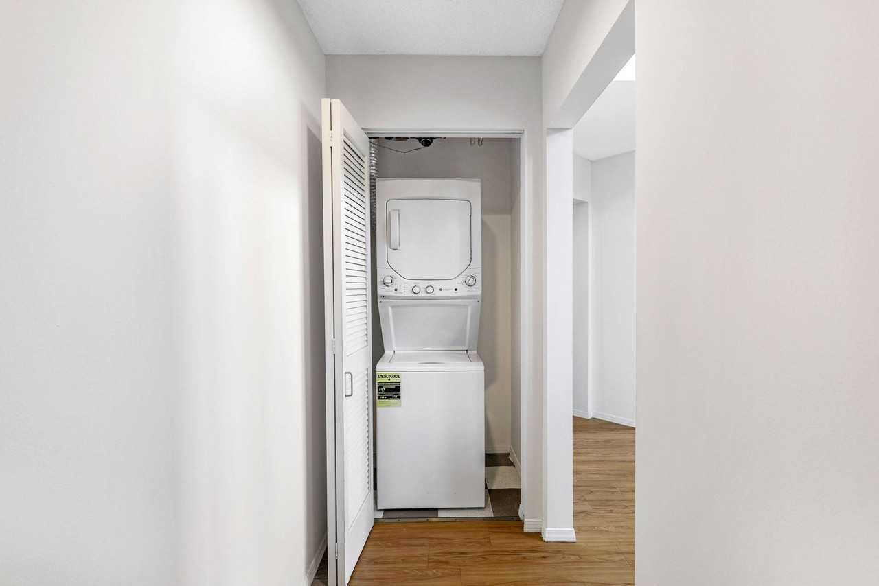 Uptown Lake Apartments - Photo 6 of 36