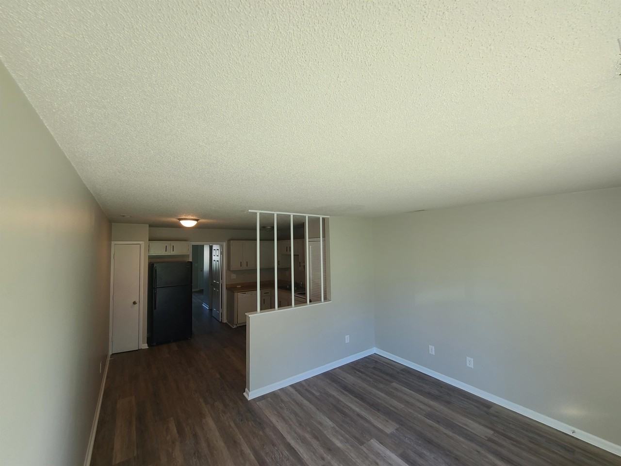 408 S Ayersville Rd #408D - Photo 3 of 6
