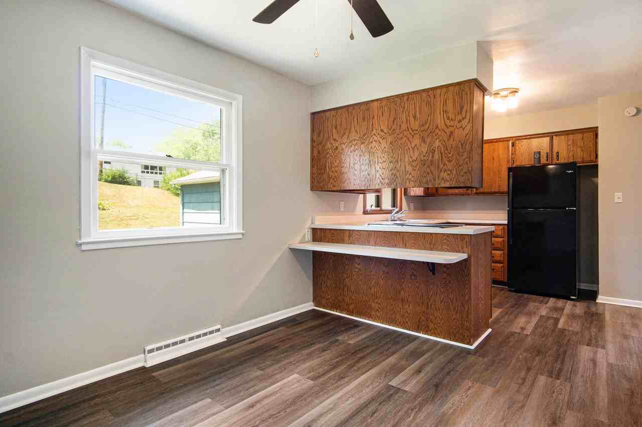 2701 S Norton Ave #1 - Photo 7 of 35