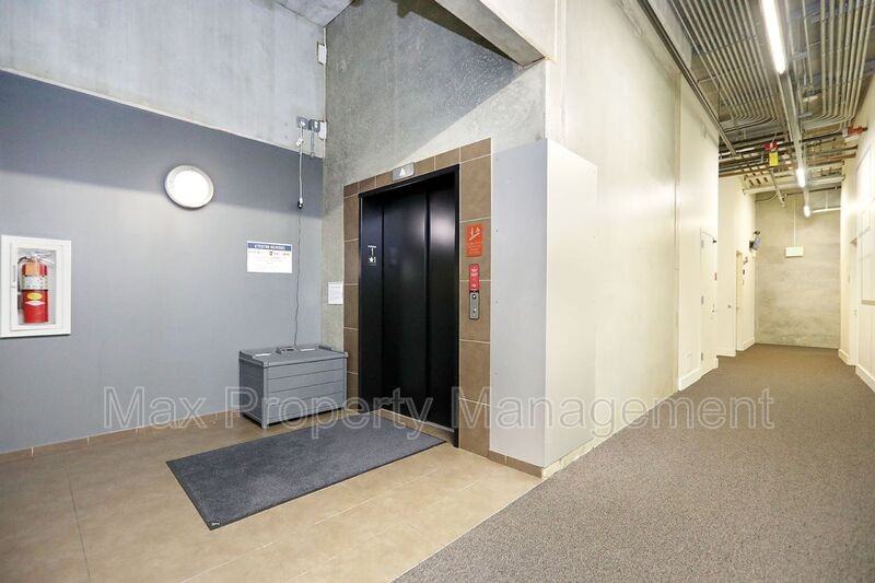 309 E 5th St #505 - Photo 4 of 41