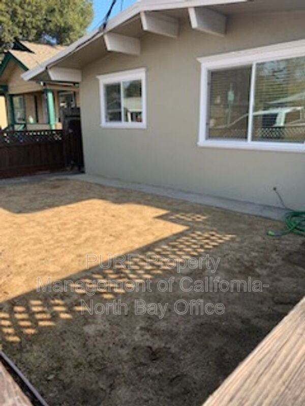 1384 Slater St - Photo 2 of 20