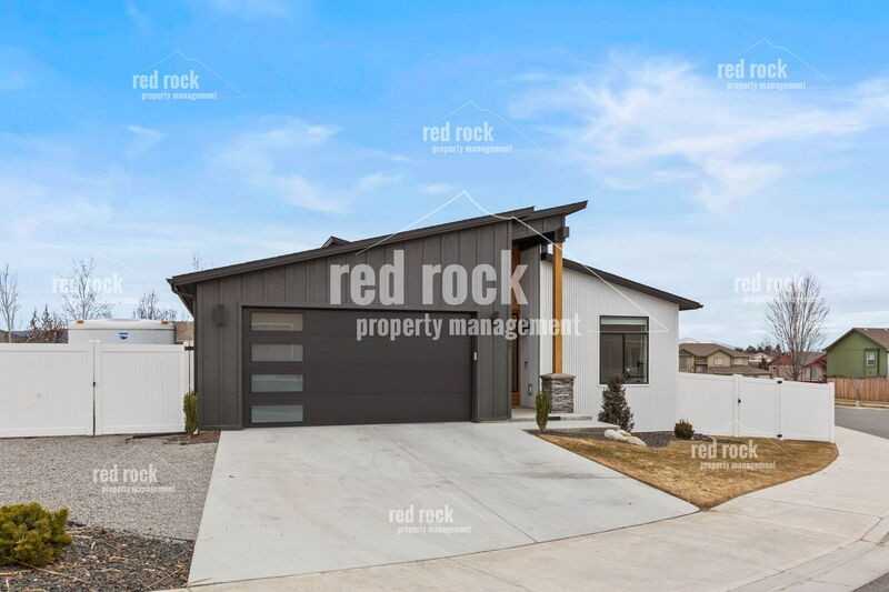 1202 S Greenacres Rd - Photo 2 of 31