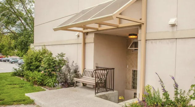 2929 Carling Avenue - Photo 3 of 14