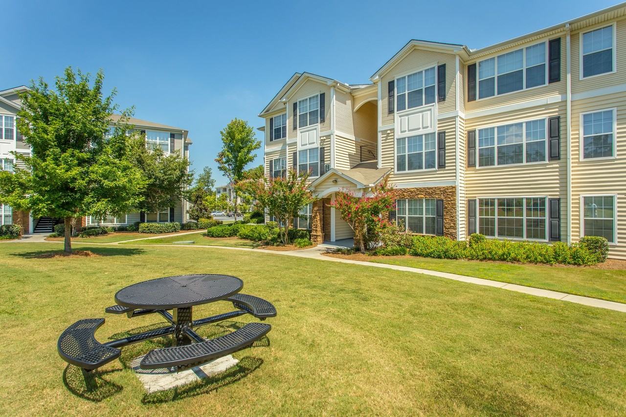 The Estates at Perimeter - Photo 5 of 29