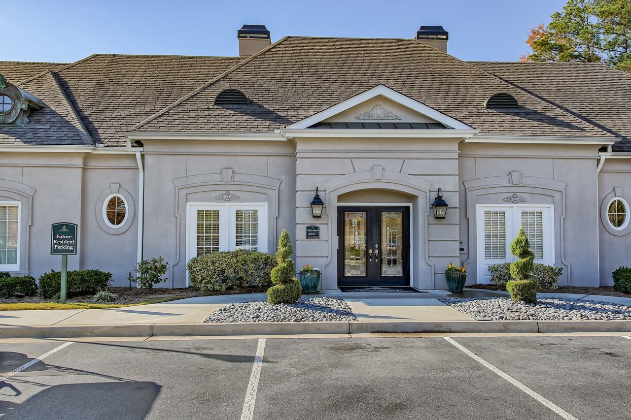 The Estates at Perimeter - Photo 6 of 29