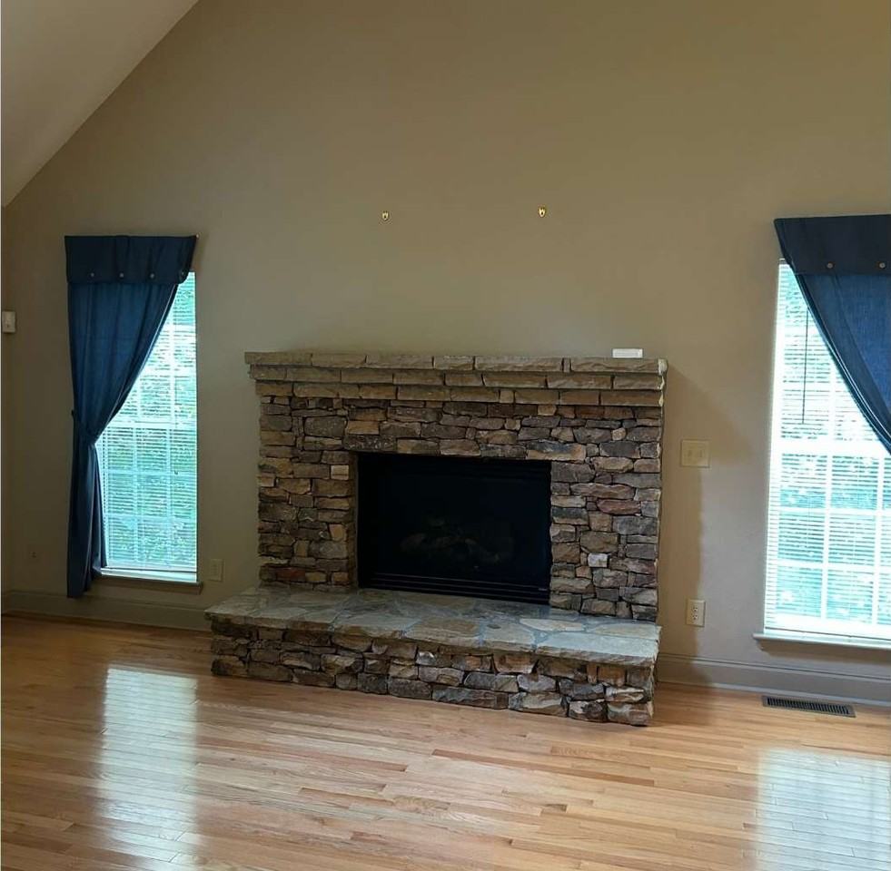 513 Lapidary Ln - Photo 7 of 26