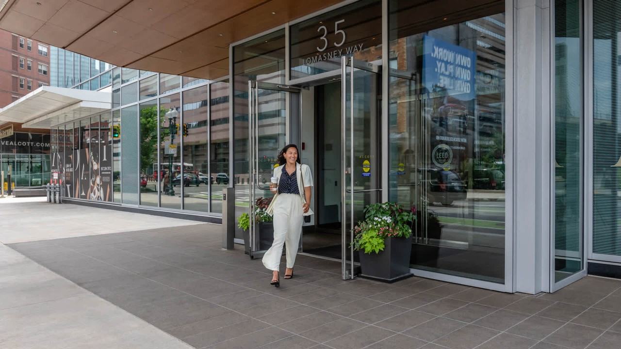 Alcott - Photo 4 of 50