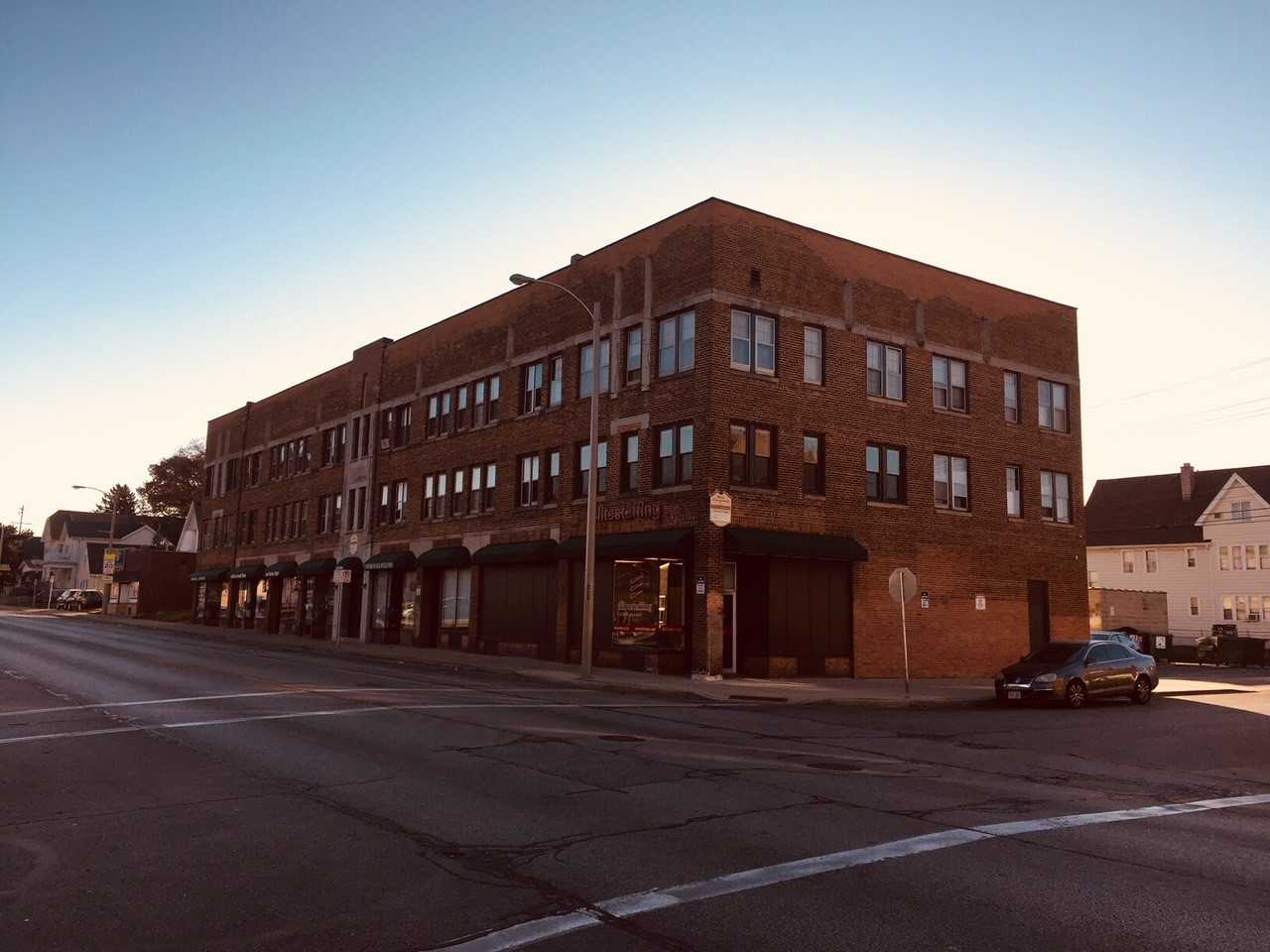 3227 W. Lincoln Ave - Photo 6 of 6