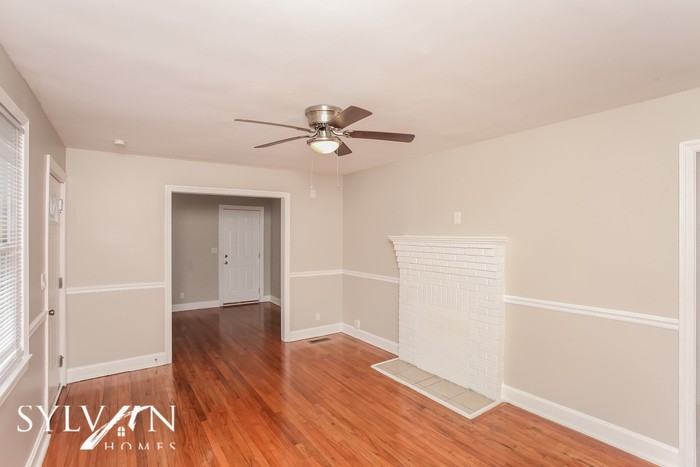 2951 English Ave - Photo 3 of 15