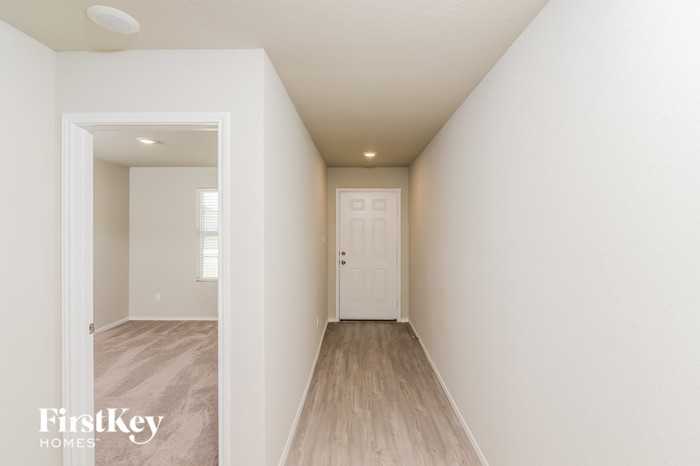223 Agave Cir - Photo 2 of 15