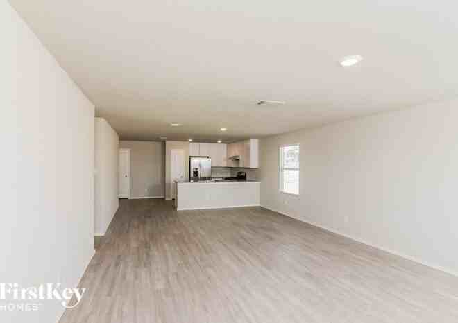 223 Agave Cir - Photo 3 of 15