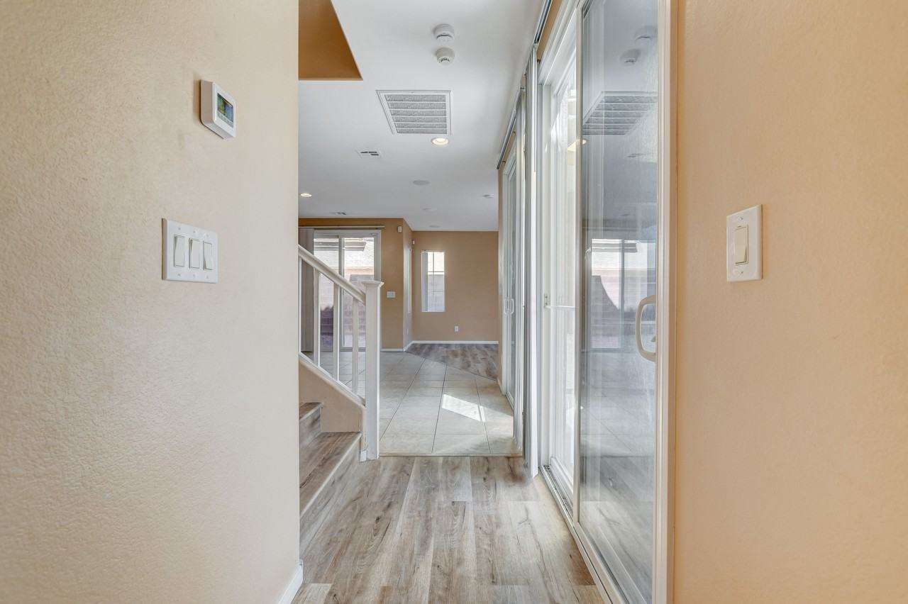 9884 Iris Valley St #NA - Photo 2 of 49