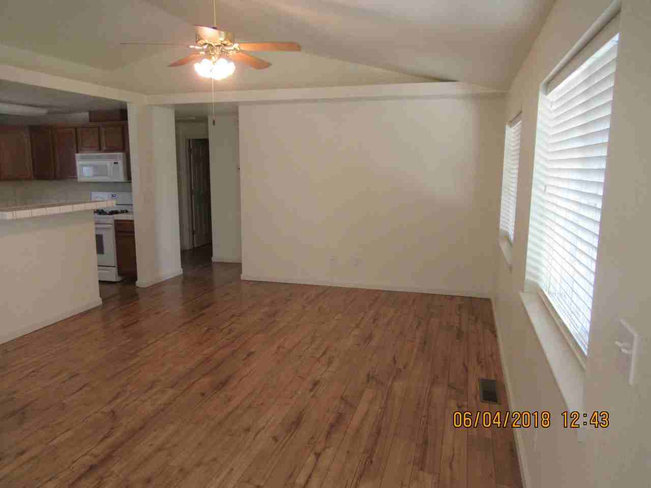 1300 W Aylesbury Ct #NA - Photo 3 of 10