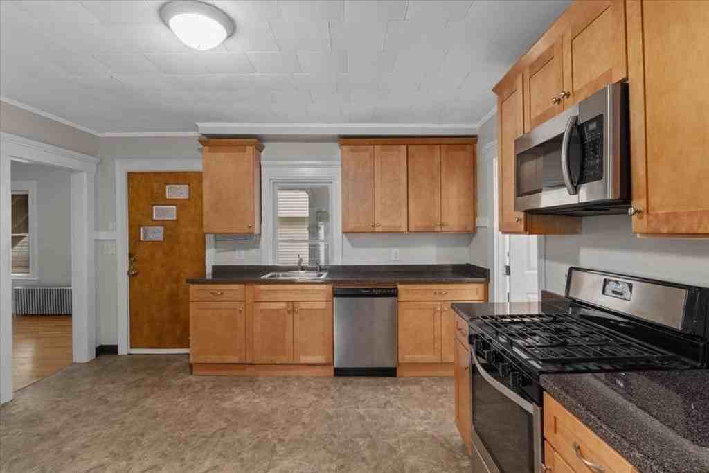 146 River St #1 - Photo 2 of 27