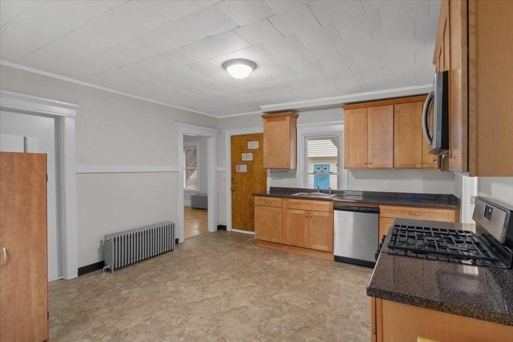 146 River St #1 - Photo 3 of 27