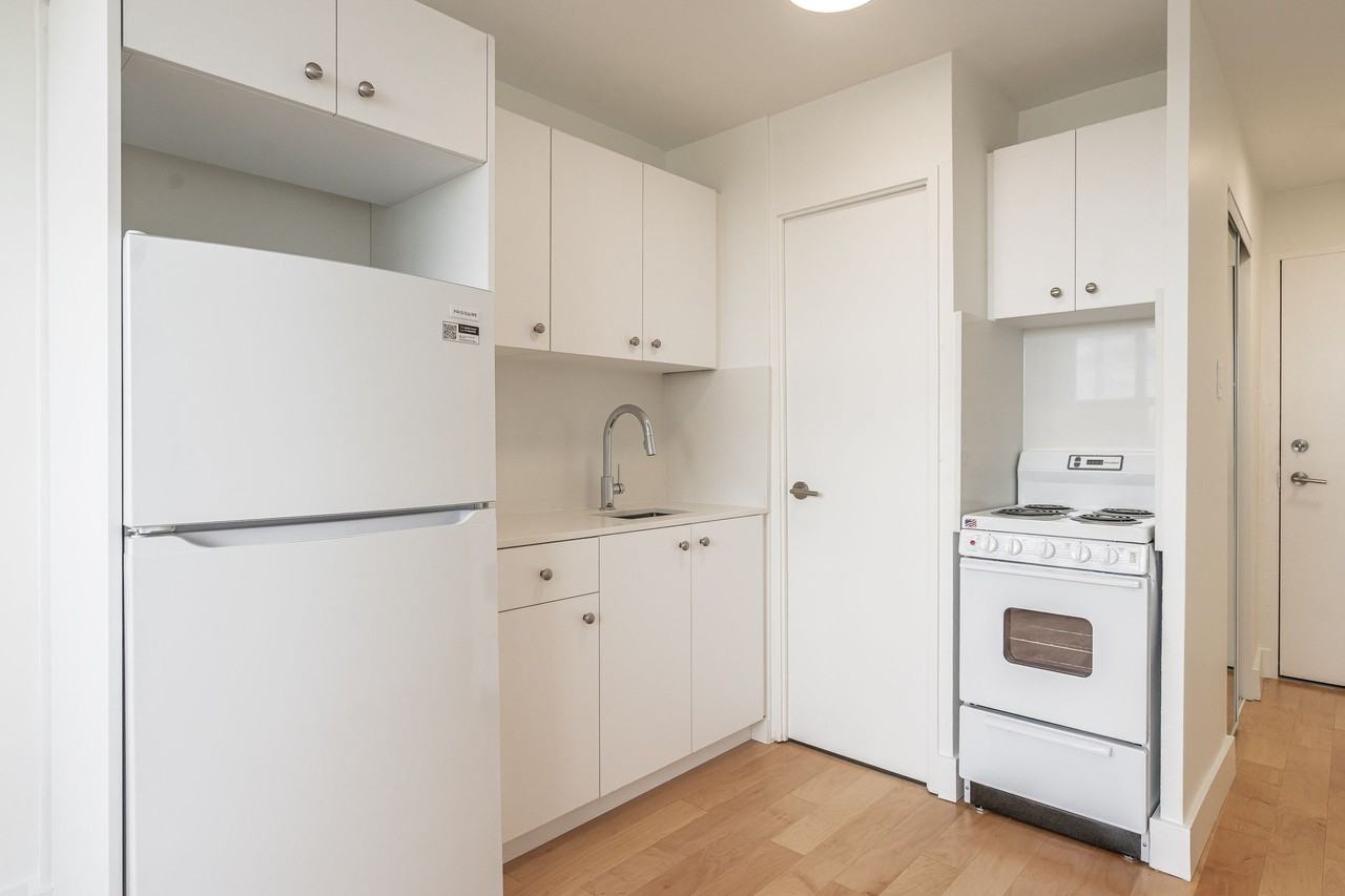 730 St. Clarens Apartments 730 Saint