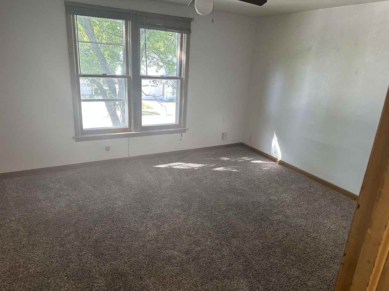 326/328 Mill Street - 326 - upper #326UPPER - Photo 2 of 11