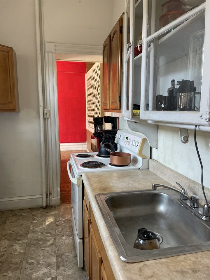 710 N 3rd St #1C - Photo 6 of 7