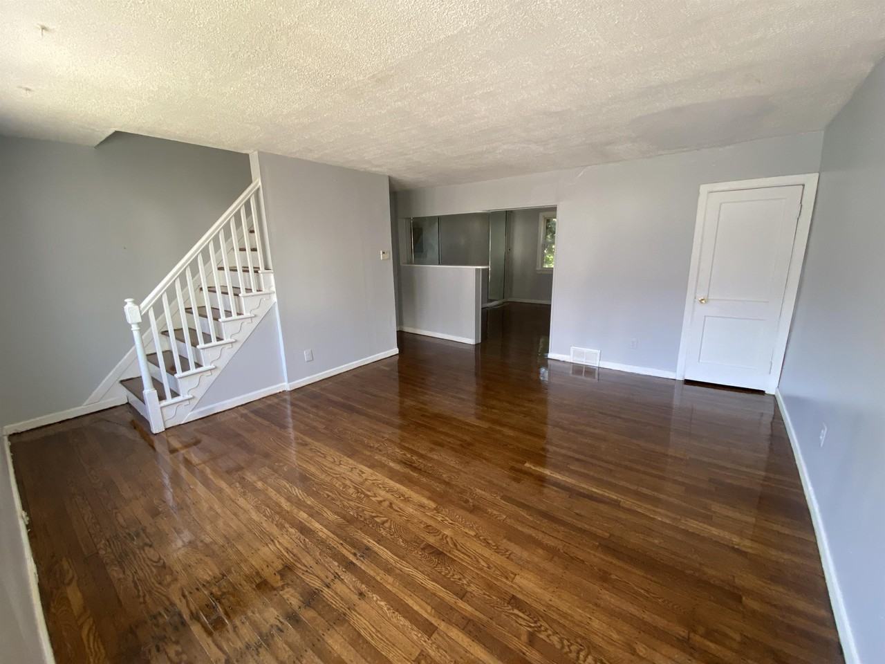 3811 High St #1 - Photo 2 of 8