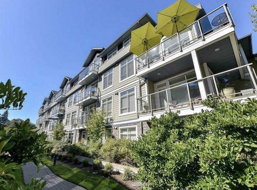 611 Goldstream Avenue - Photo 3 of 21