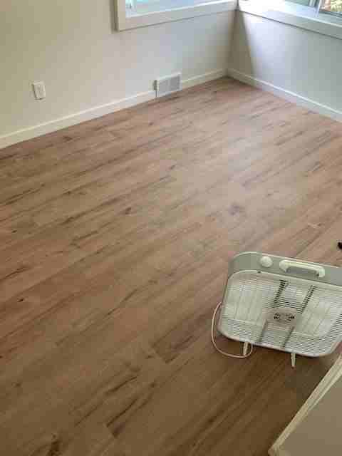 100 Mcclelland Dr - Photo 3 of 24