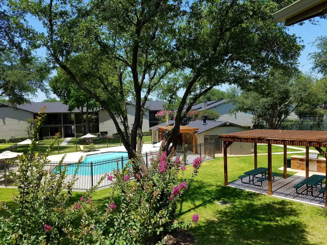 The Woodlands of Arlington - Photo 2 of 27