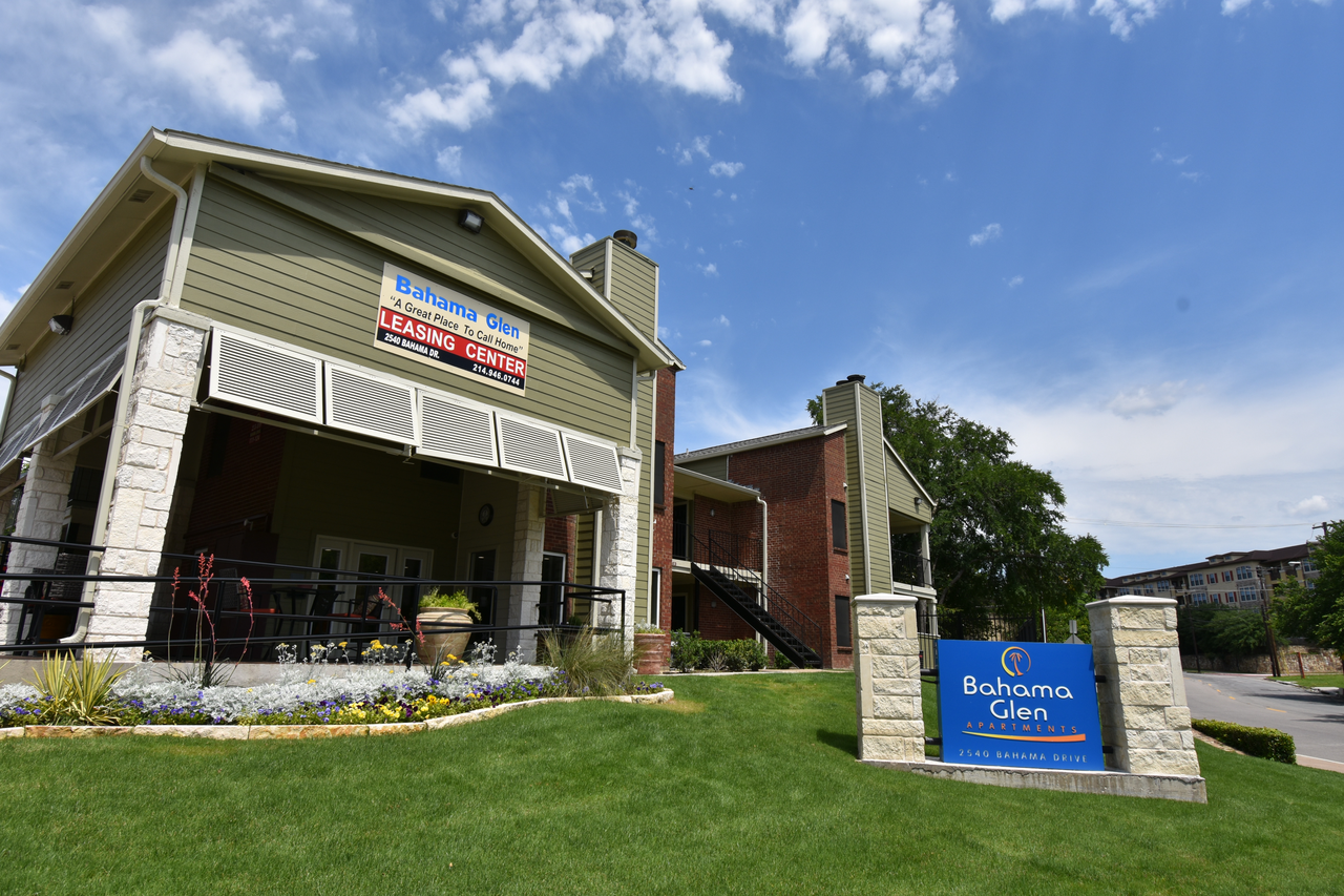 Bahama Glen Apartments - Photo 6 of 16