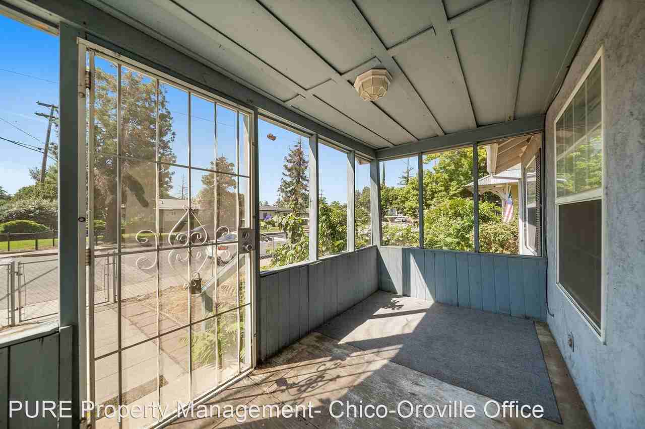 2 Bed 1 Bath Home - Photo 3 of 20