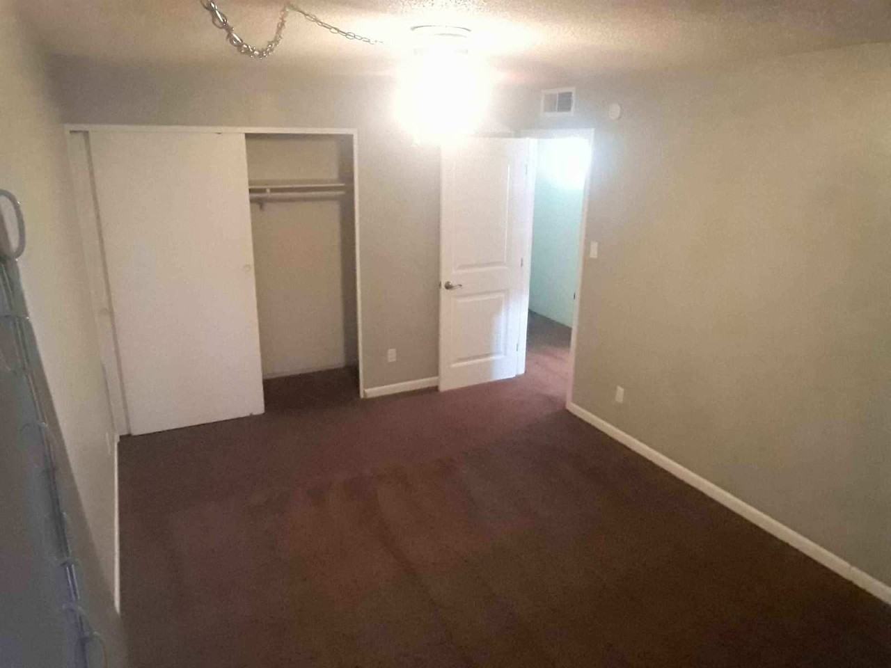 4617 E Jones Ave - Photo 4 of 20