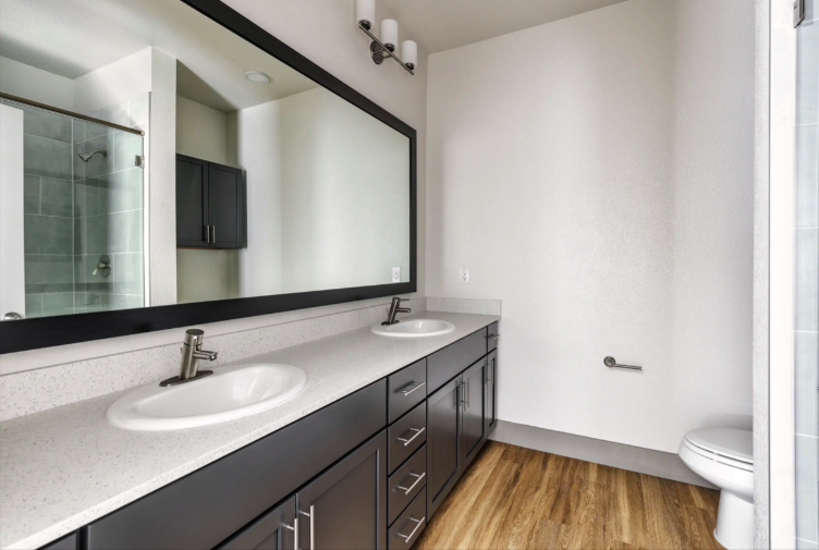 800 Sylvia Ln #22 - Photo 3 of 6