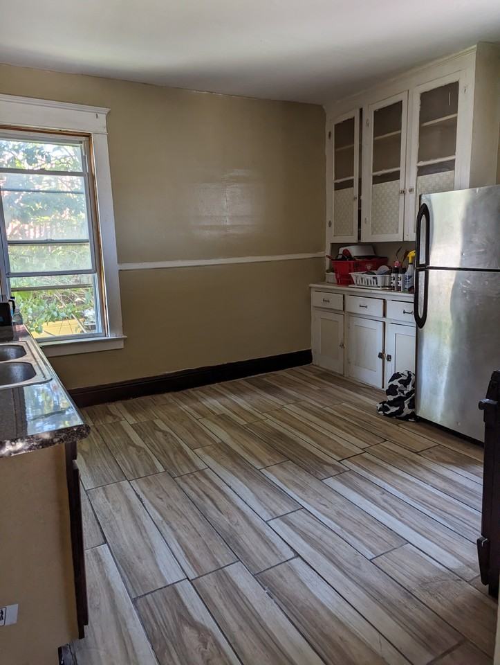 641 South St #2 - Photo 2 of 5