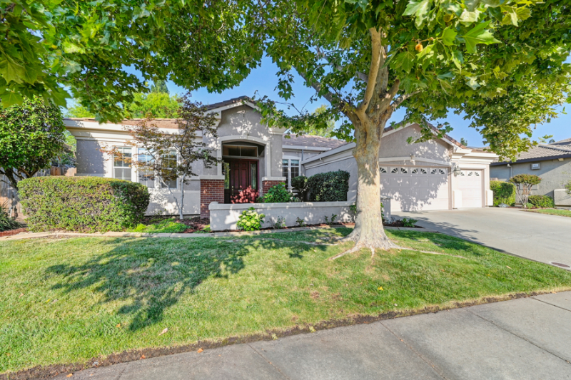 1714 Dashwood Dr - Photo 2 of 41