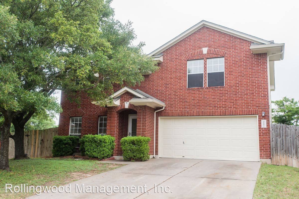 2601 Eastwood Ln - Photo 2 of 27