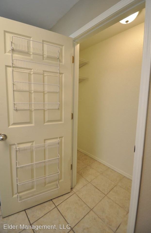 1204 S Pepper Tree Ln - Photo 3 of 16