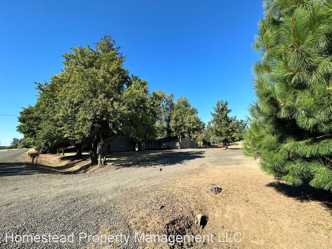 3005 Riddell Rd - Photo 3 of 50