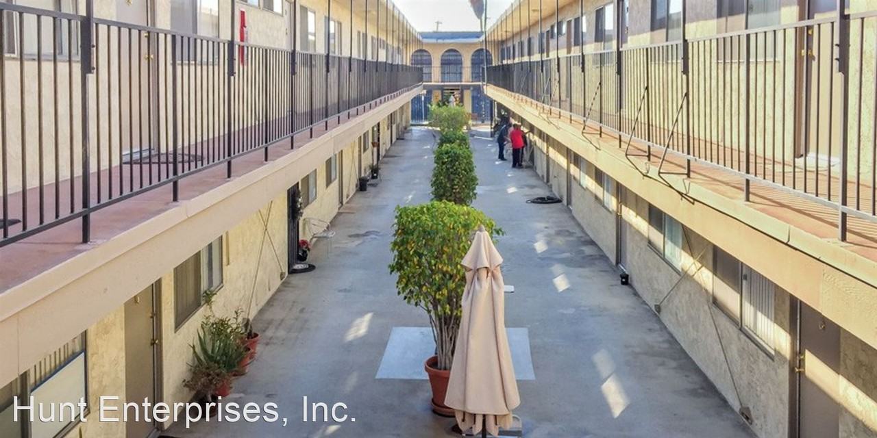 SAN BLAS 3155 ROSECRANS AVENUE - Photo 2 of 5