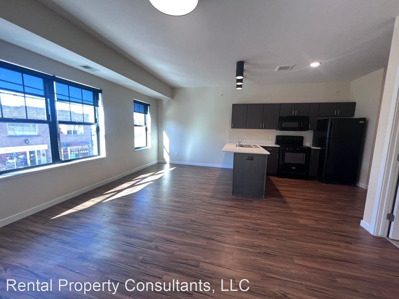 Eastown Two Bedroom - Close to Downtown! - Photo 3 of 17