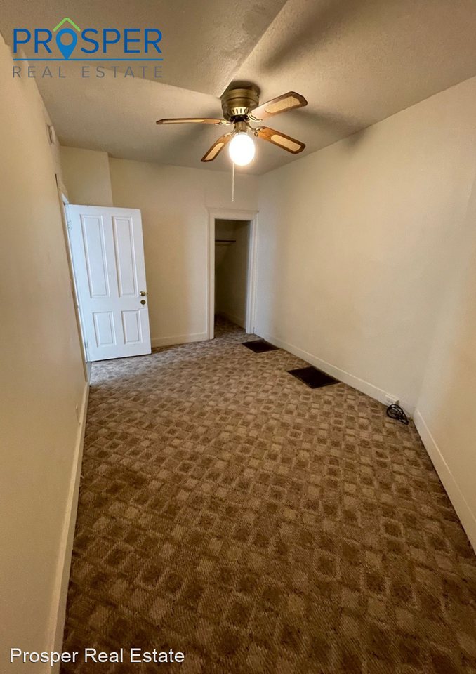 226 Hudson St Apartments in Randall Park, Eau Claire, WI 54703 Zumper